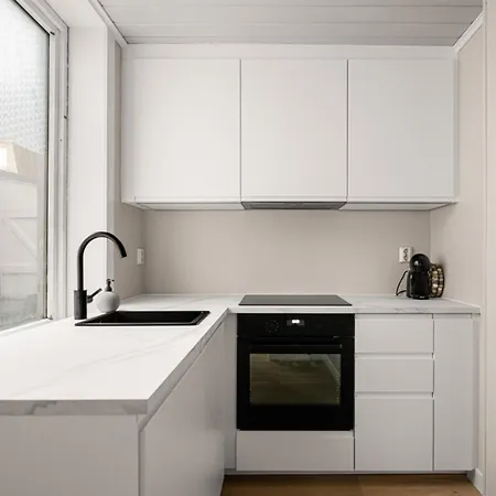 - Stylish & Cozy Leilighet *
