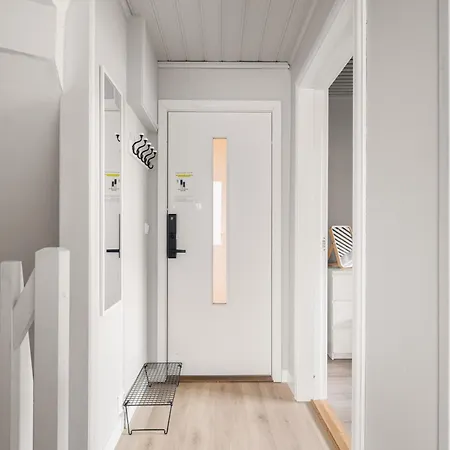 Apartment - Stylish & Cozy